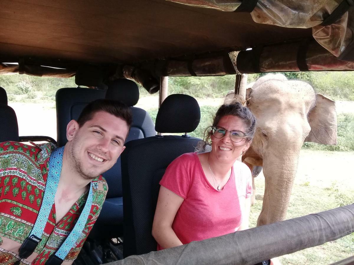 Tusker'S Paradise Safari Villa Удавалаве Екстер'єр фото